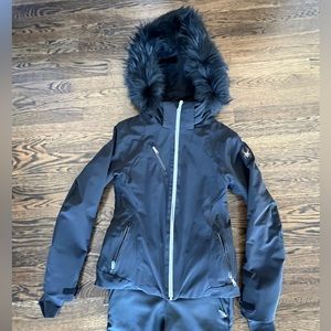 Spyder ski set for Women size 6